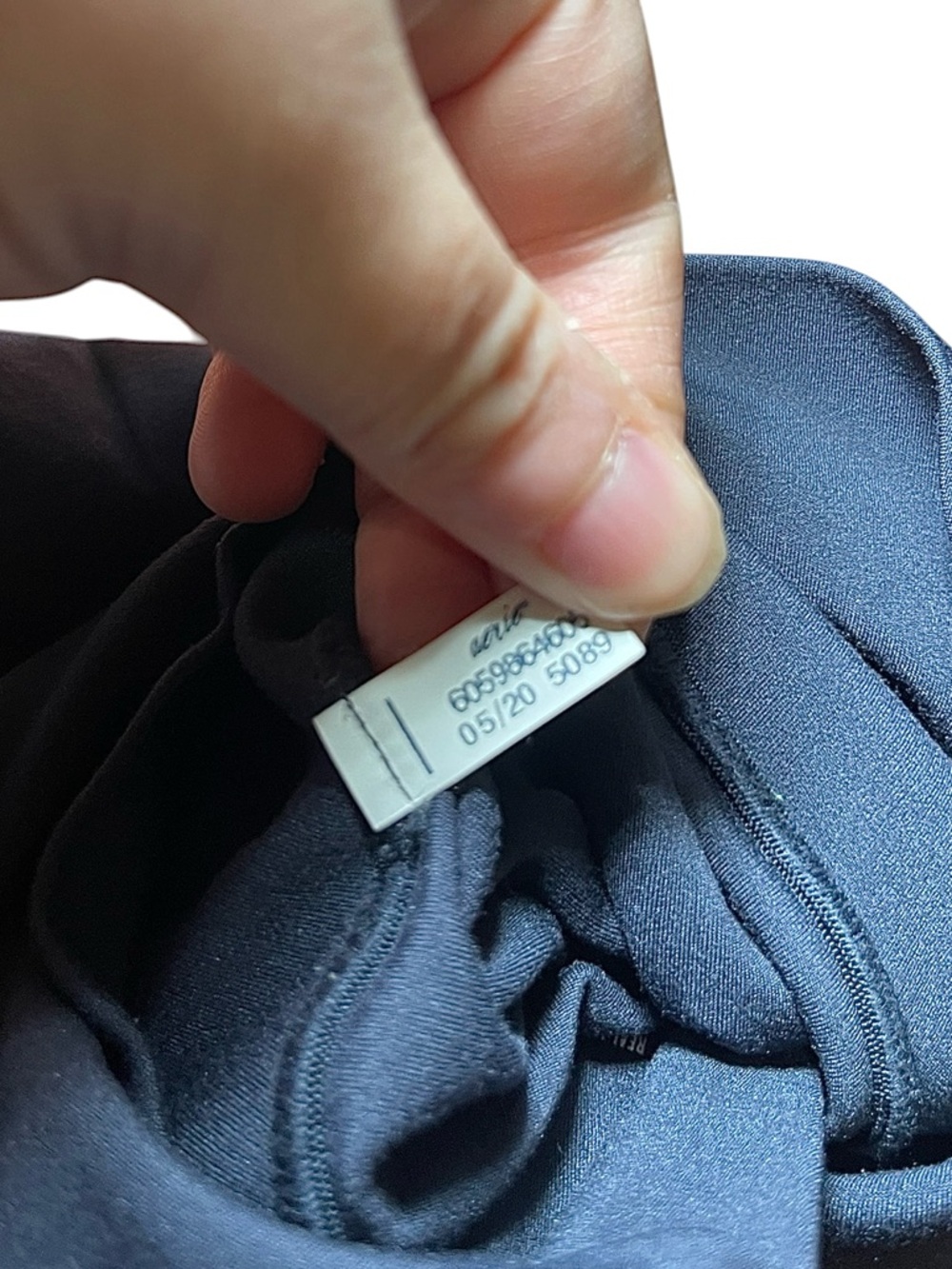 Offline by Aerie Real Me 7/8 Women’s Navy Blue High Waisted Leggings Size Medium - Picture 9 of 10